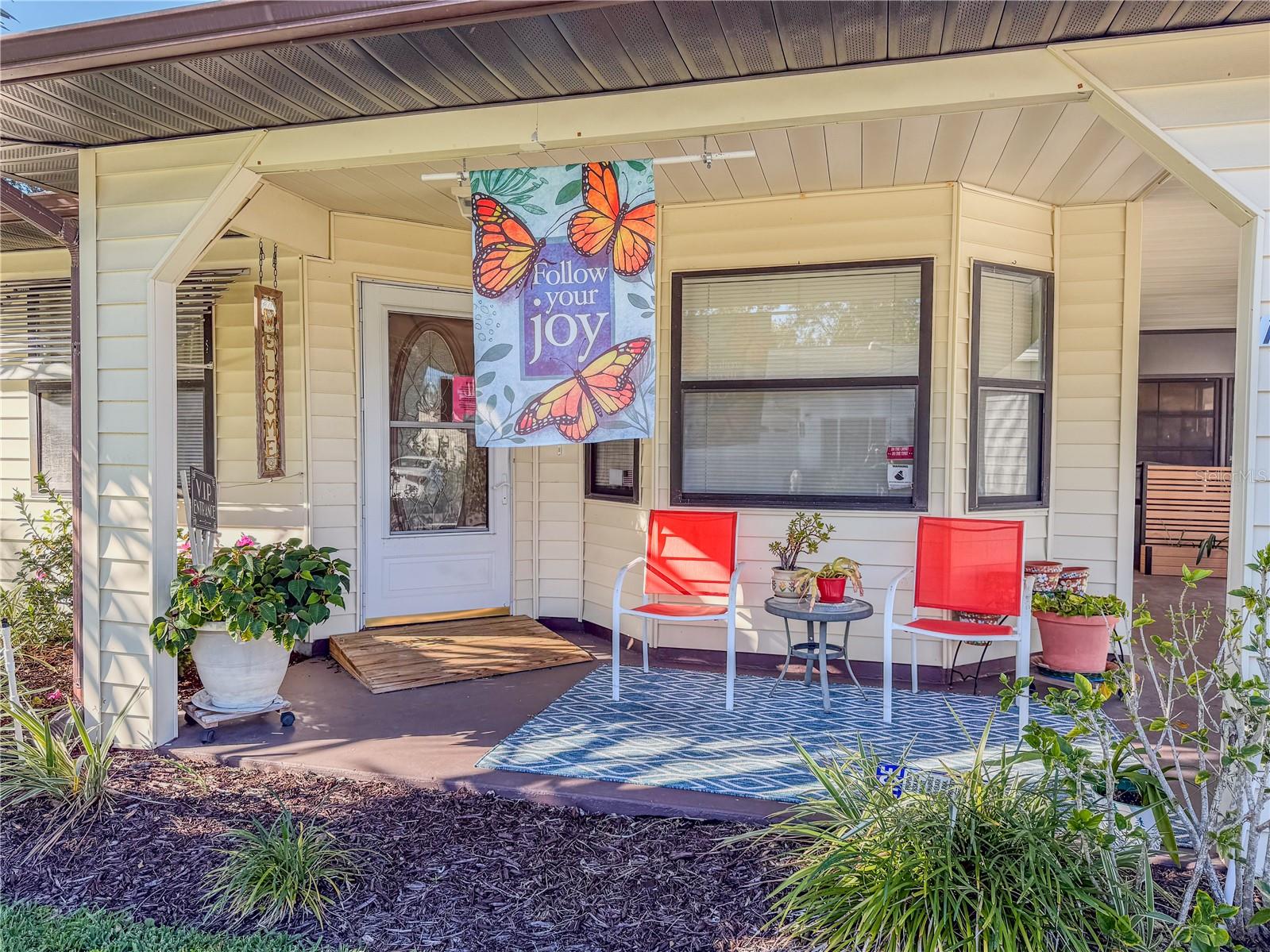 COLONNADES PH 02 - Residential