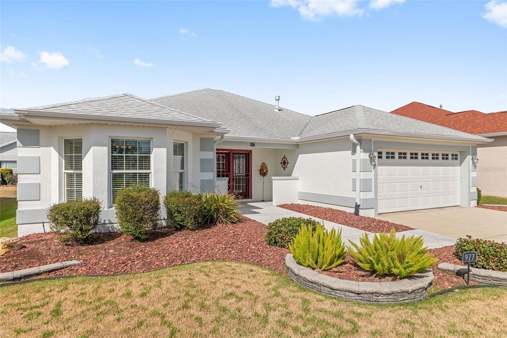 Photo of 977 Caribou Way, The Villages, FL 32162 (MLS # G5108540)