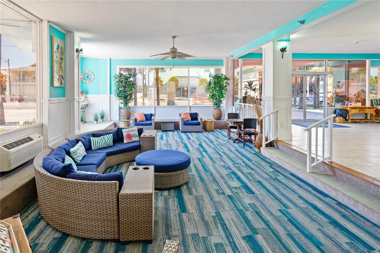 FOUNTAIN BEACH RESORT - Residential