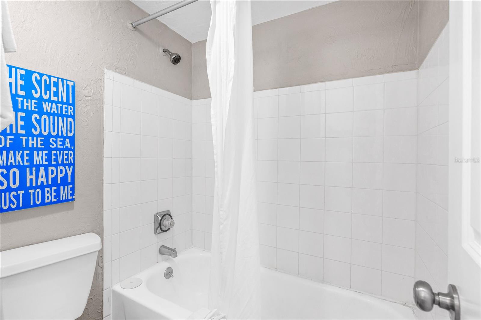 FOUNTAIN BEACH RESORT - Residential