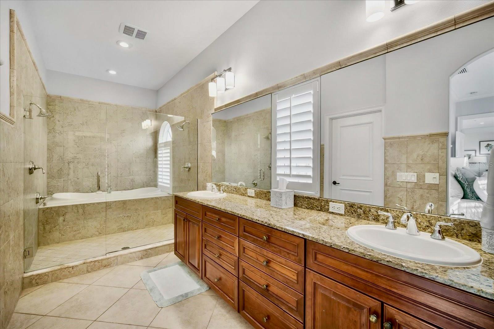 LA CASA COSTIERA PH 1 - Residential