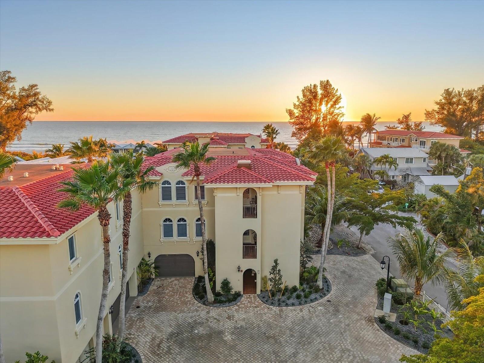 LA CASA COSTIERA PH 1 - Residential