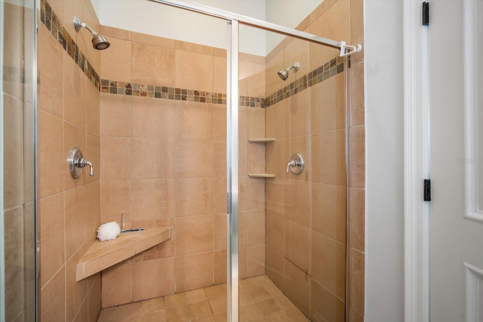 LA CASA COSTIERA PH 1 - Residential