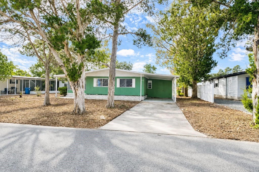 Photo of 9330 Salisbury Drive, Brooksville, FL 34613 (MLS # N6146267)