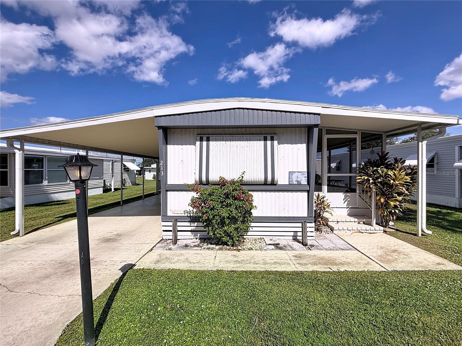 LAKESIDE RANCH FOR MOBILE HOMES - Residential