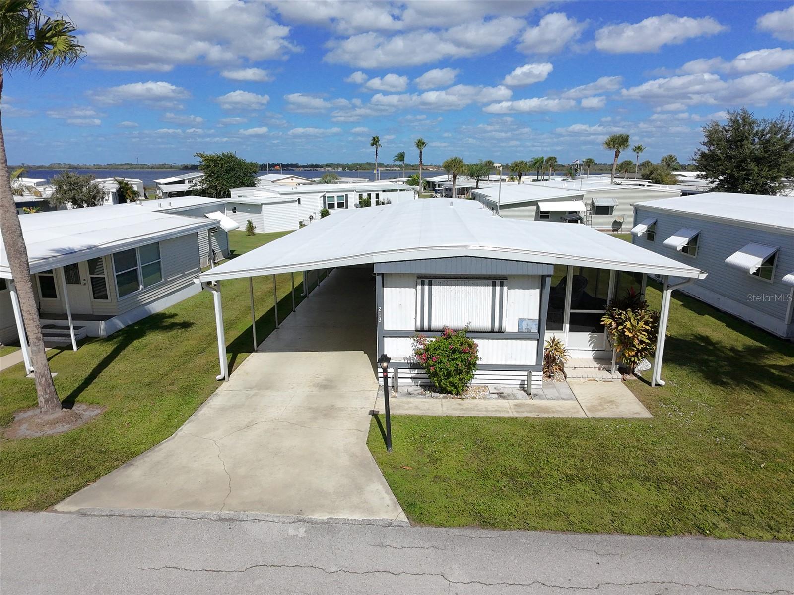 LAKESIDE RANCH FOR MOBILE HOMES - Residential