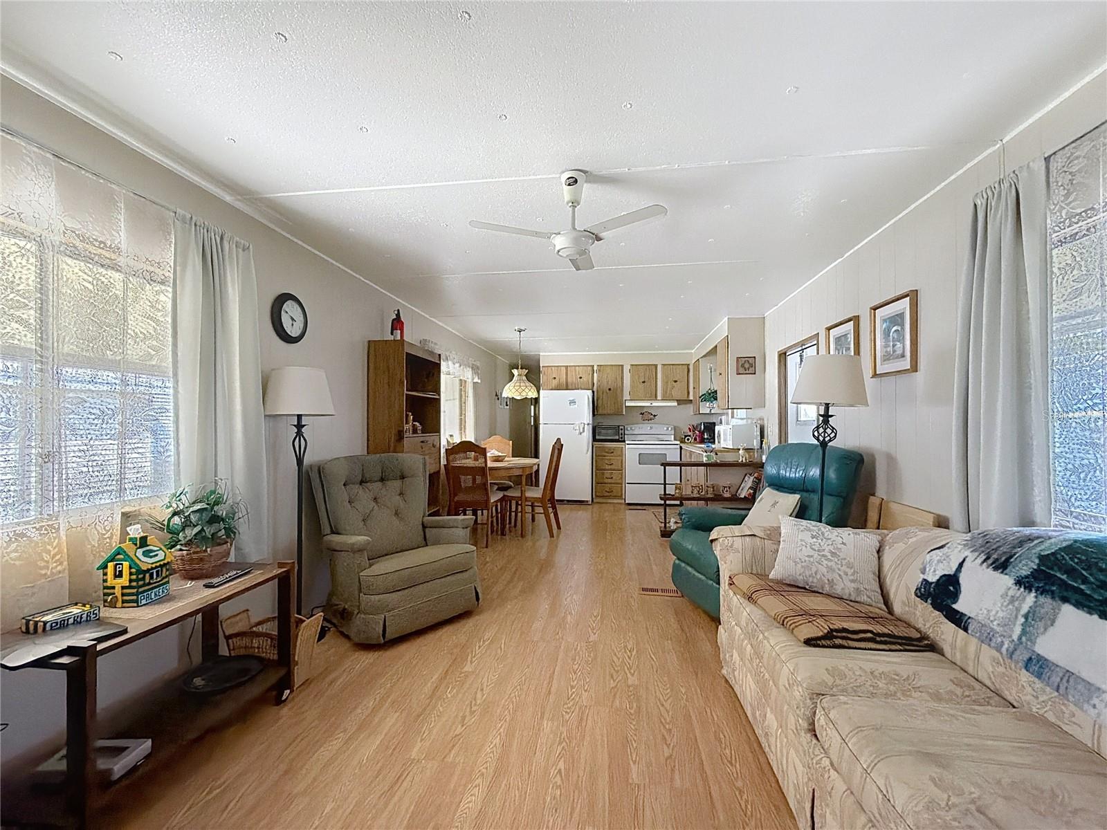 LAKESIDE RANCH FOR MOBILE HOMES - Residential