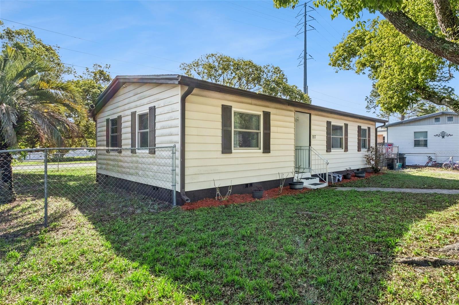 COLONNADES 3RD SEC - Residential