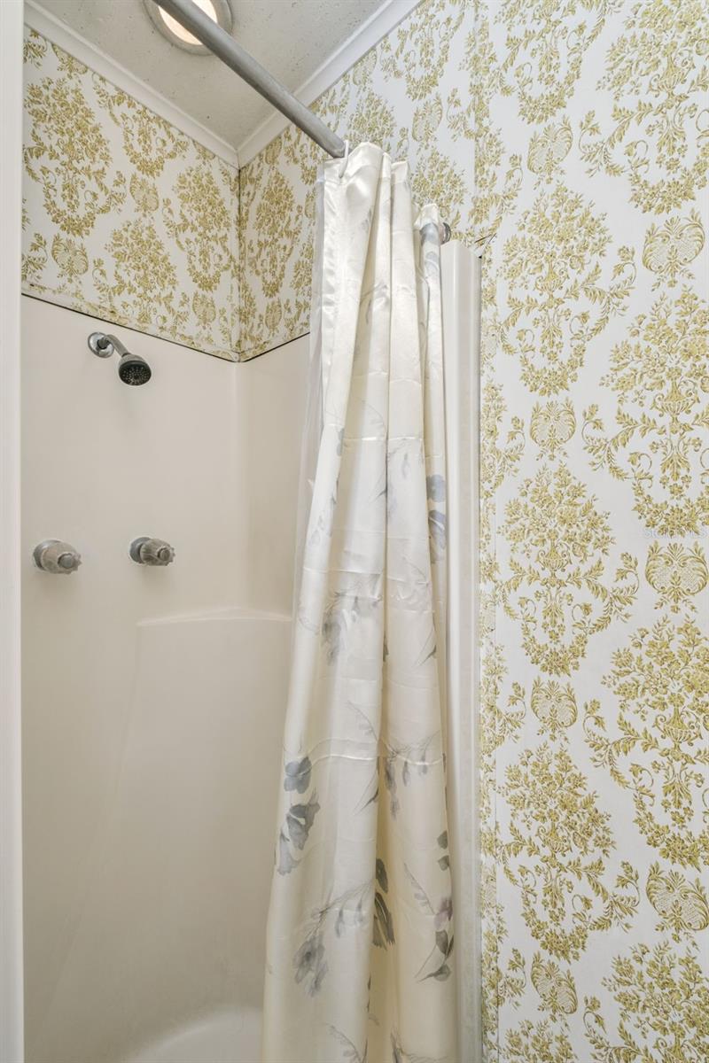 COLONNADES 3RD SEC - Residential