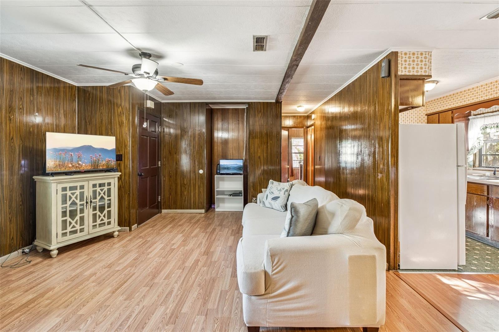 COLONNADES 3RD SEC - Residential