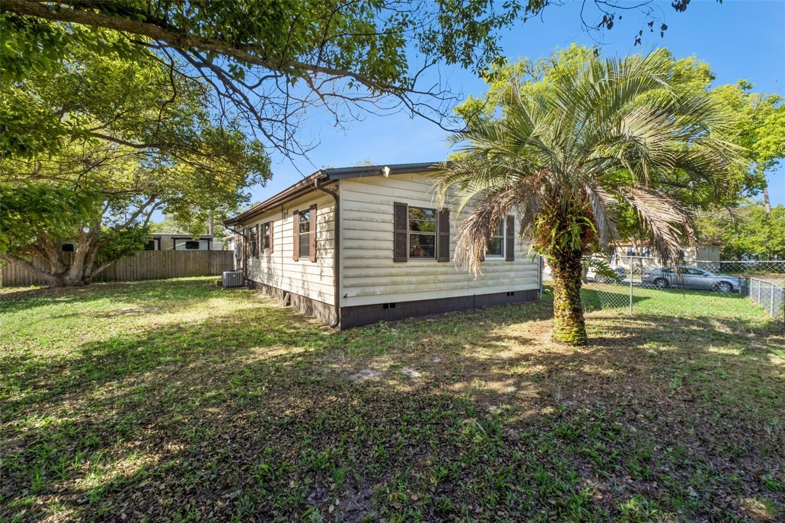 COLONNADES 3RD SEC - Residential