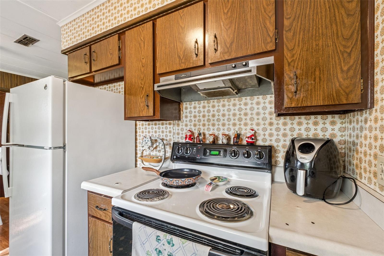 COLONNADES 3RD SEC - Residential