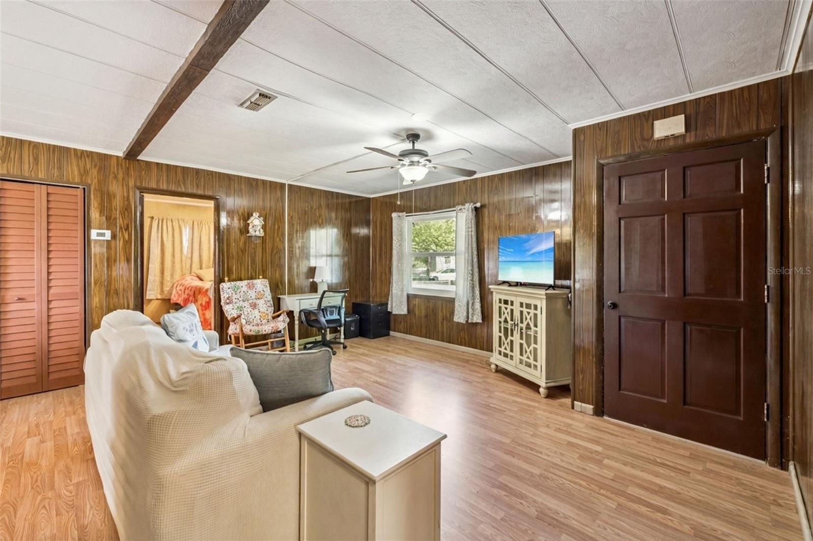 COLONNADES 3RD SEC - Residential