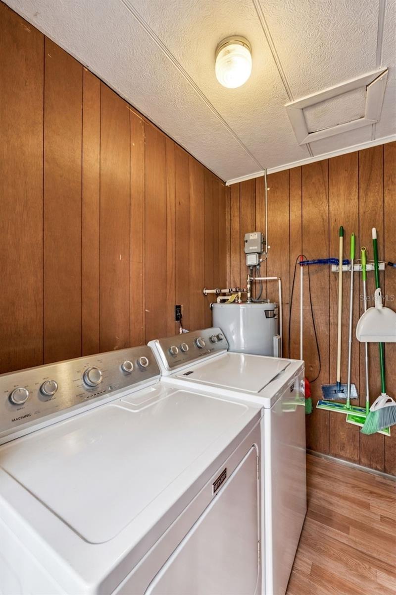 COLONNADES 3RD SEC - Residential