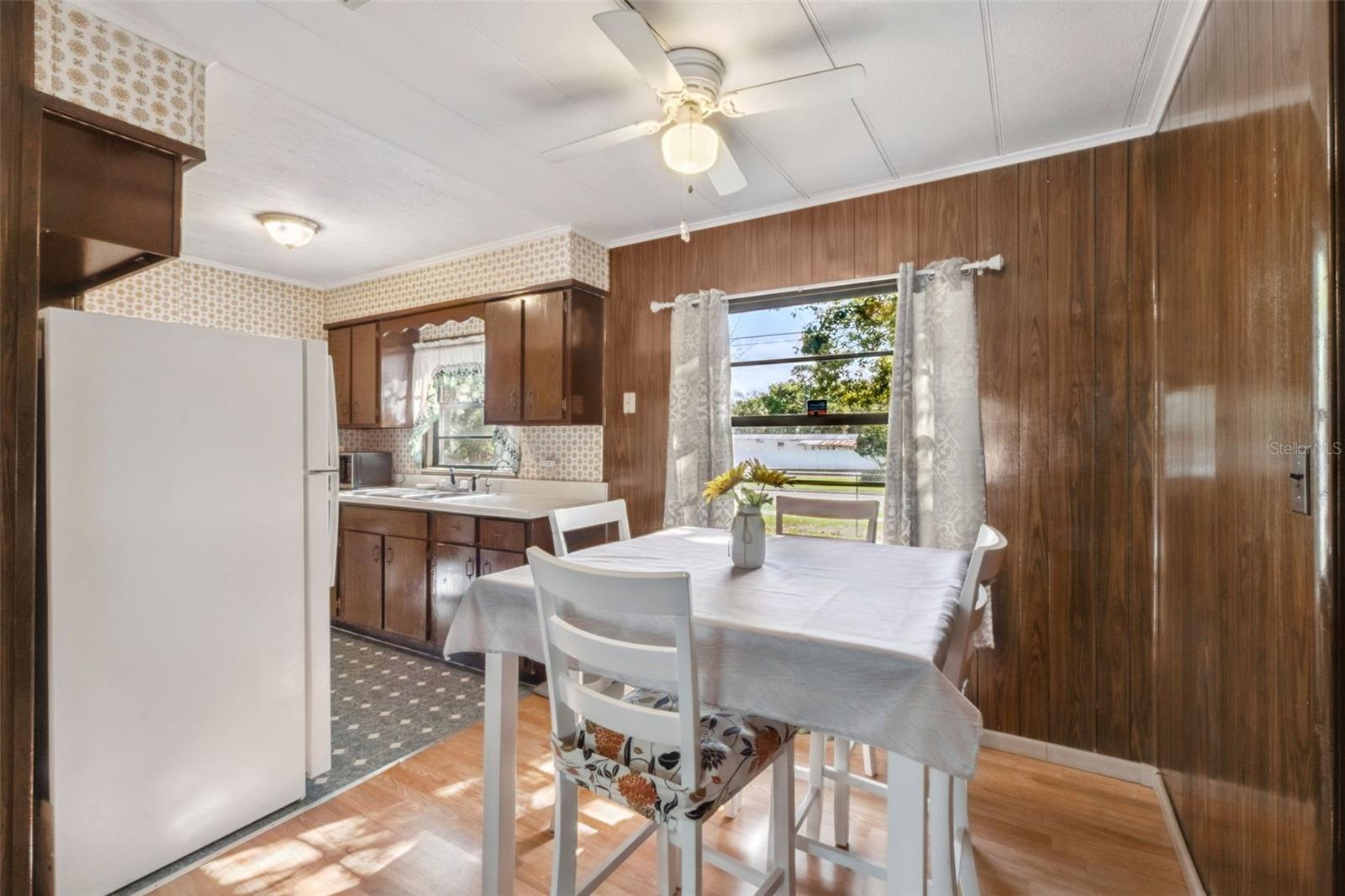 COLONNADES 3RD SEC - Residential