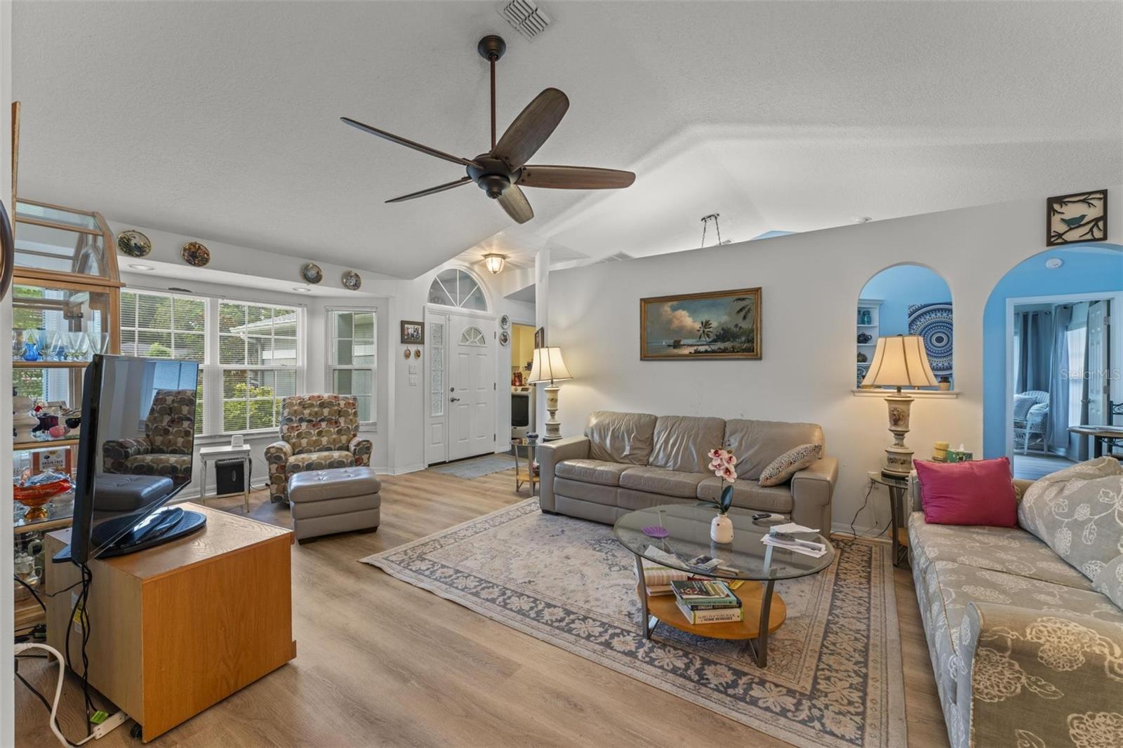 HAINES LAKE ESTATES - Residential