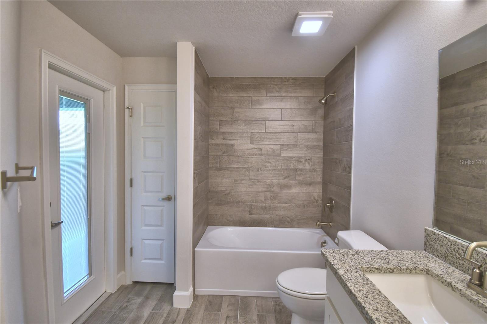 LAKE JULIANA ESTATES - Residential