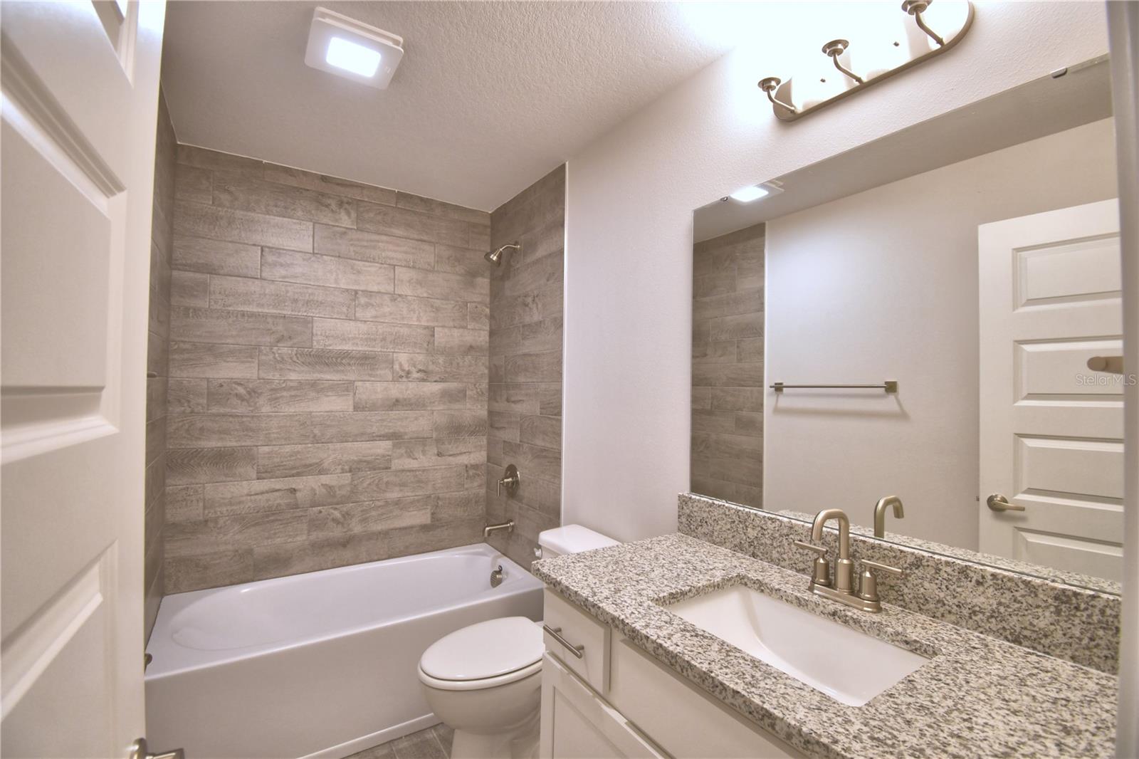 LAKE JULIANA ESTATES - Residential