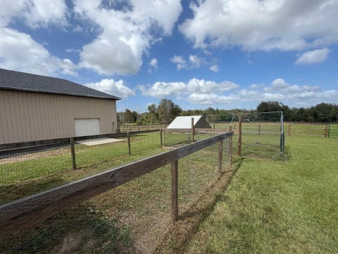Tiny photo for 20765 SW 36th Street, Dunnellon, FL 34431 (MLS # OM734735)