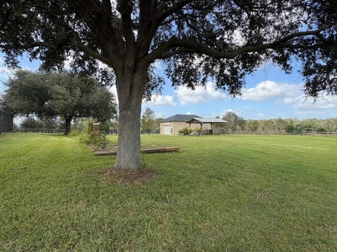 Tiny photo for 20765 SW 36th Street, Dunnellon, FL 34431 (MLS # OM734735)