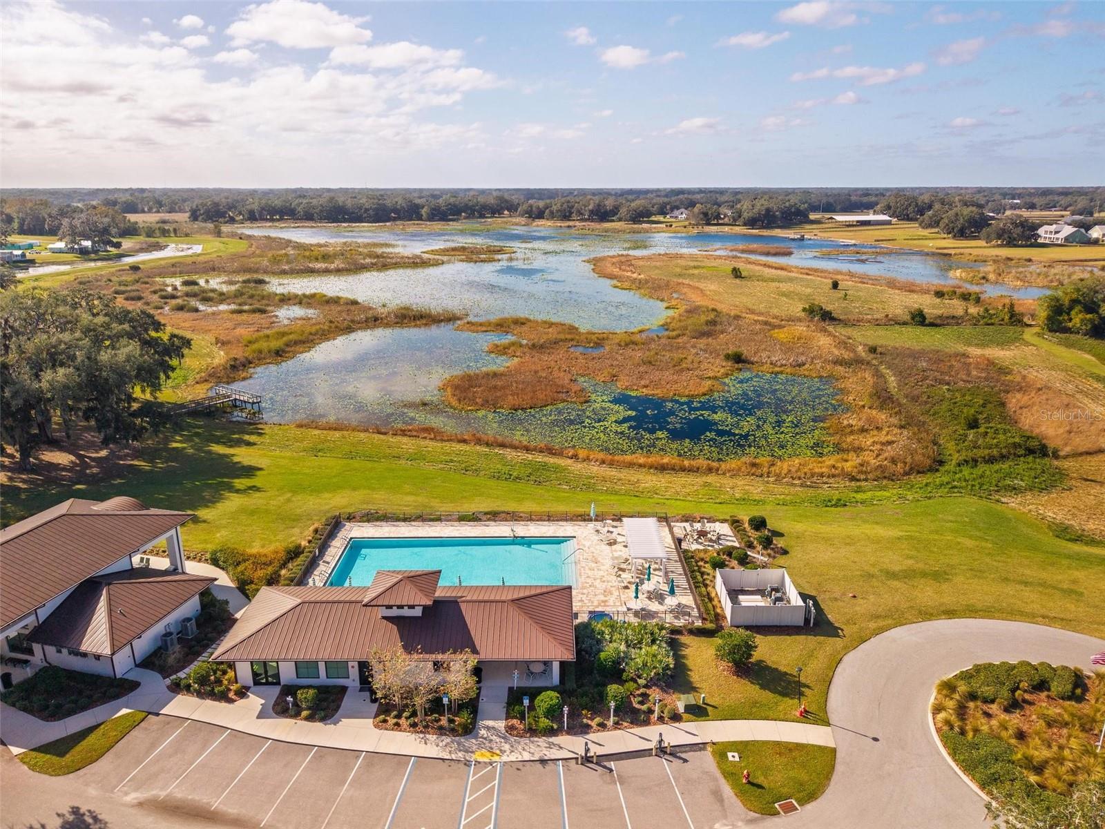 LAKESIDE - Residential