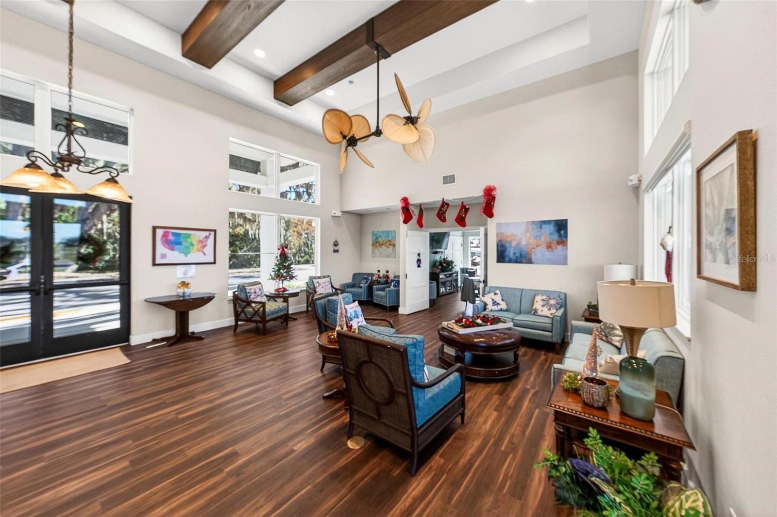 LAKESIDE - Residential