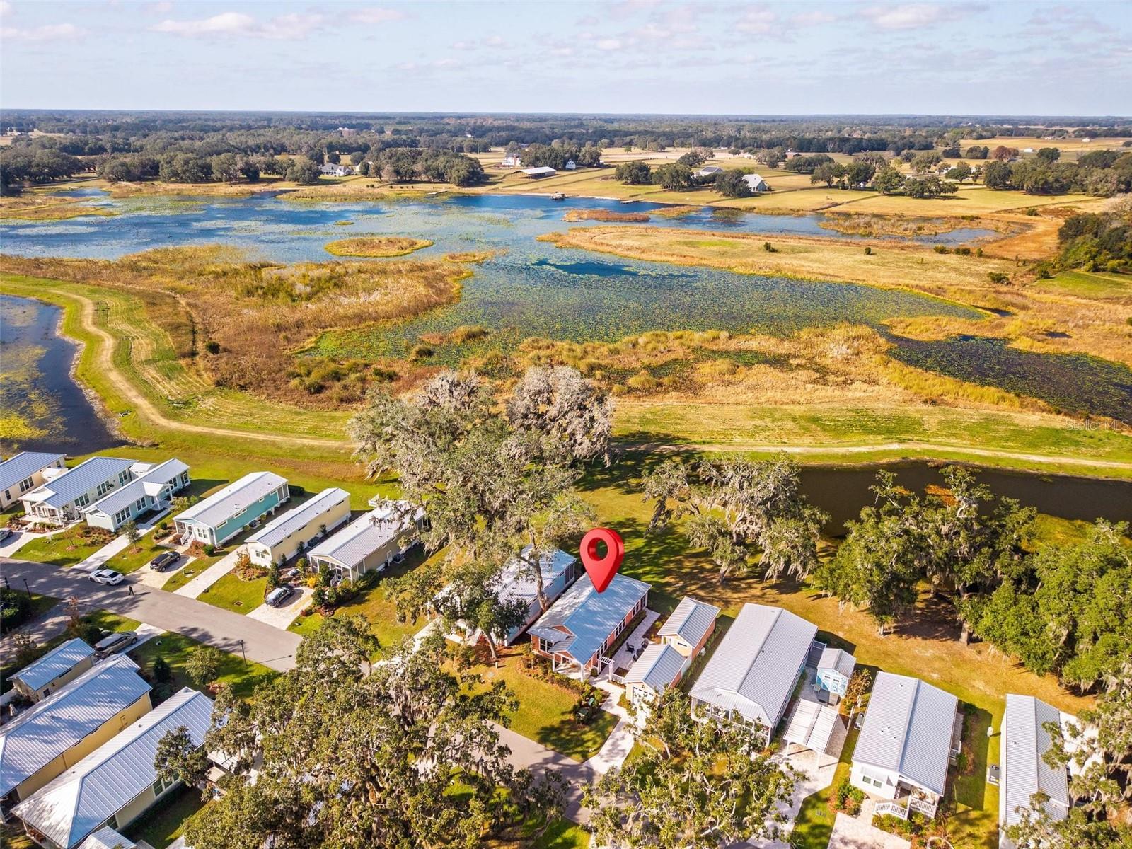 LAKESIDE - Residential
