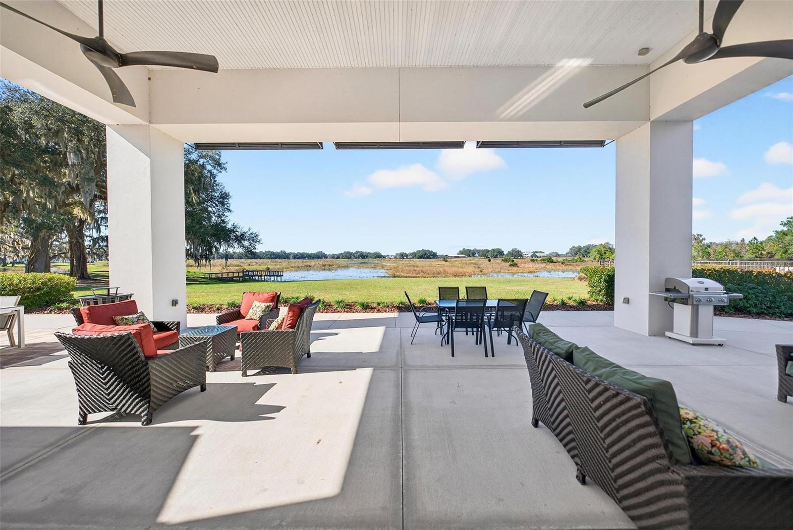 LAKESIDE - Residential