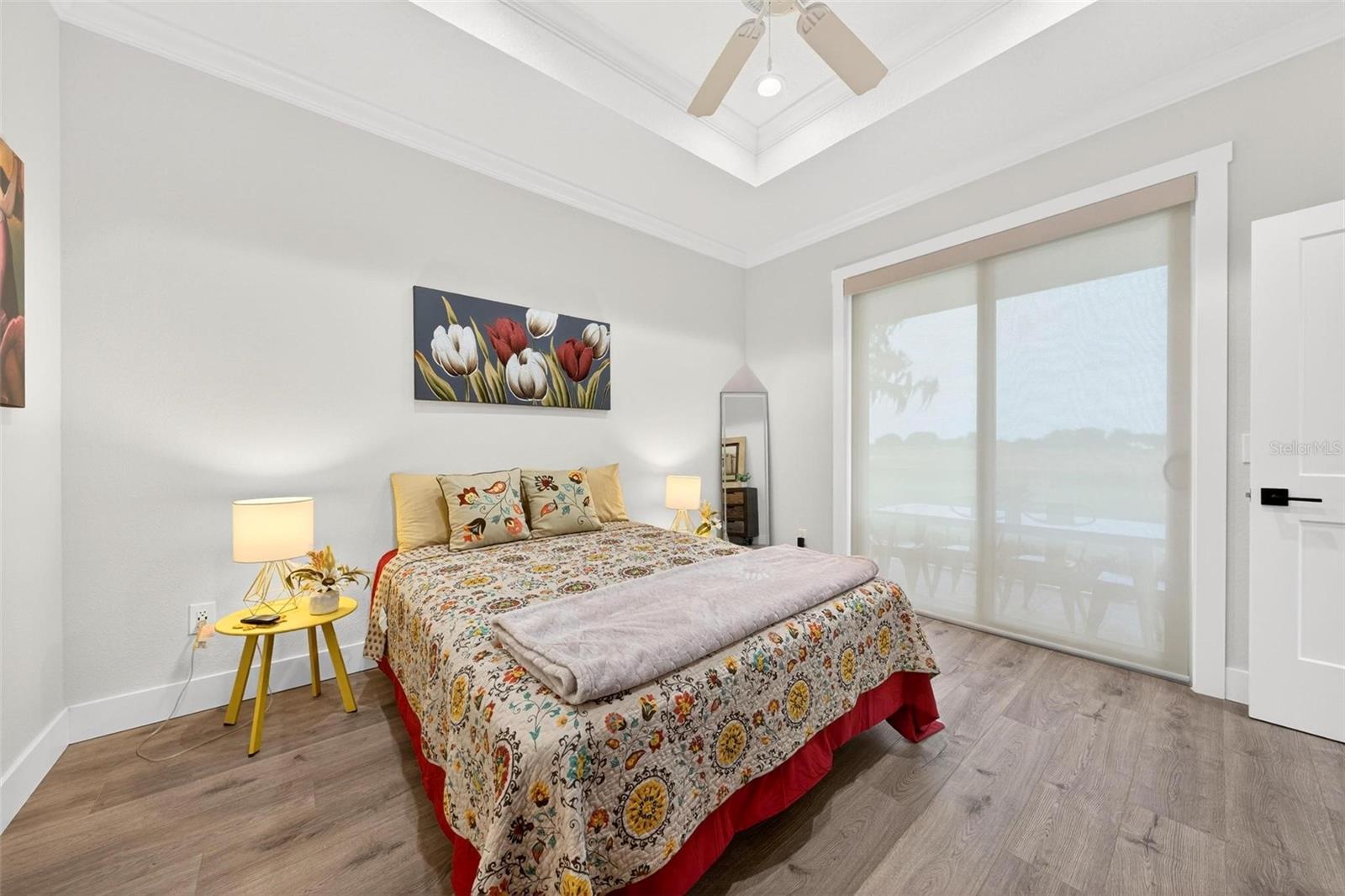 LAKESIDE - Residential