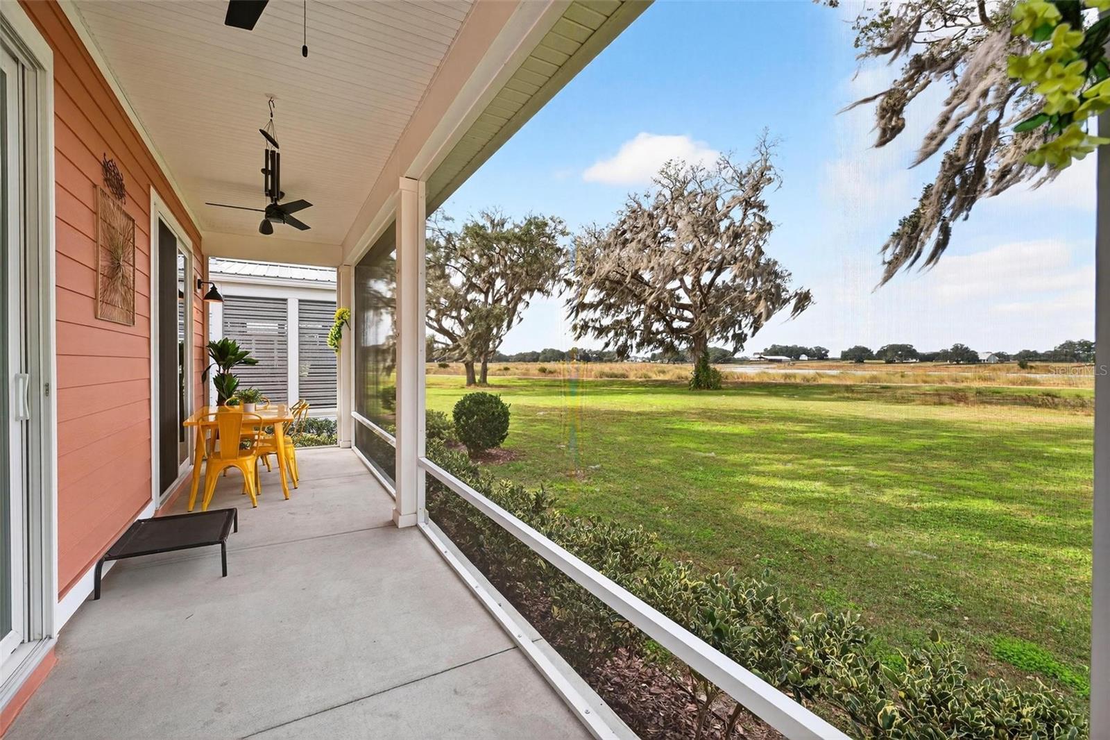 LAKESIDE - Residential