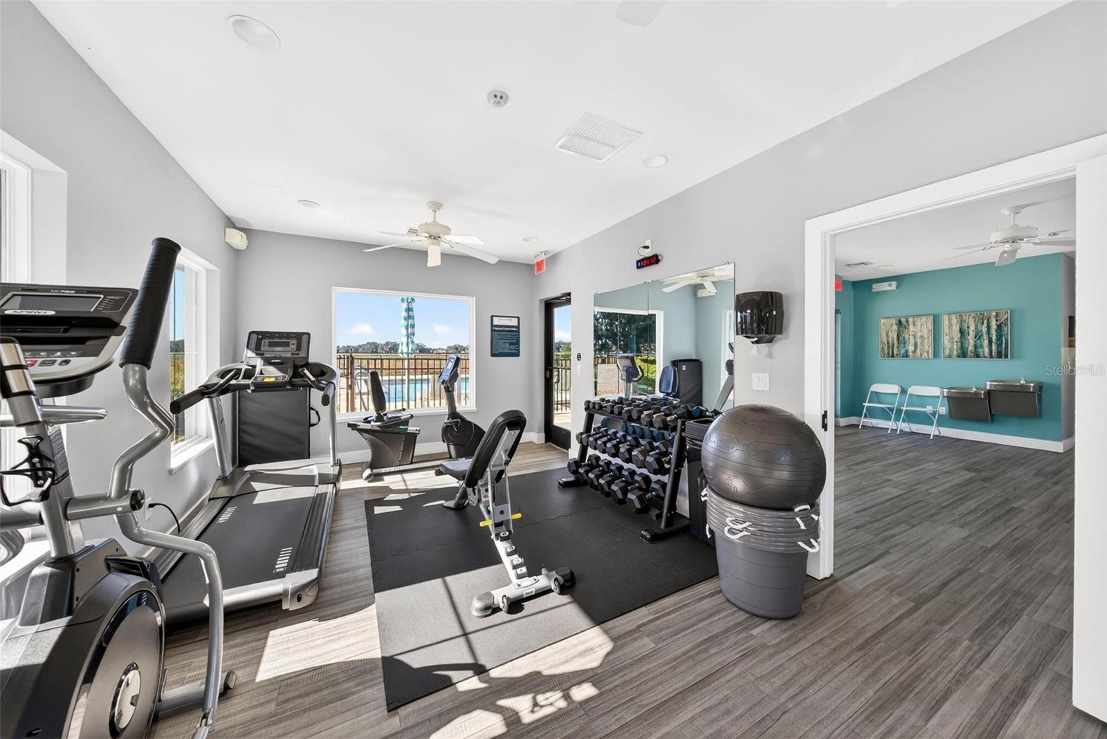 LAKESIDE - Residential