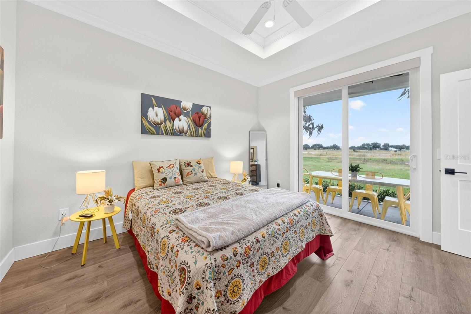 LAKESIDE - Residential