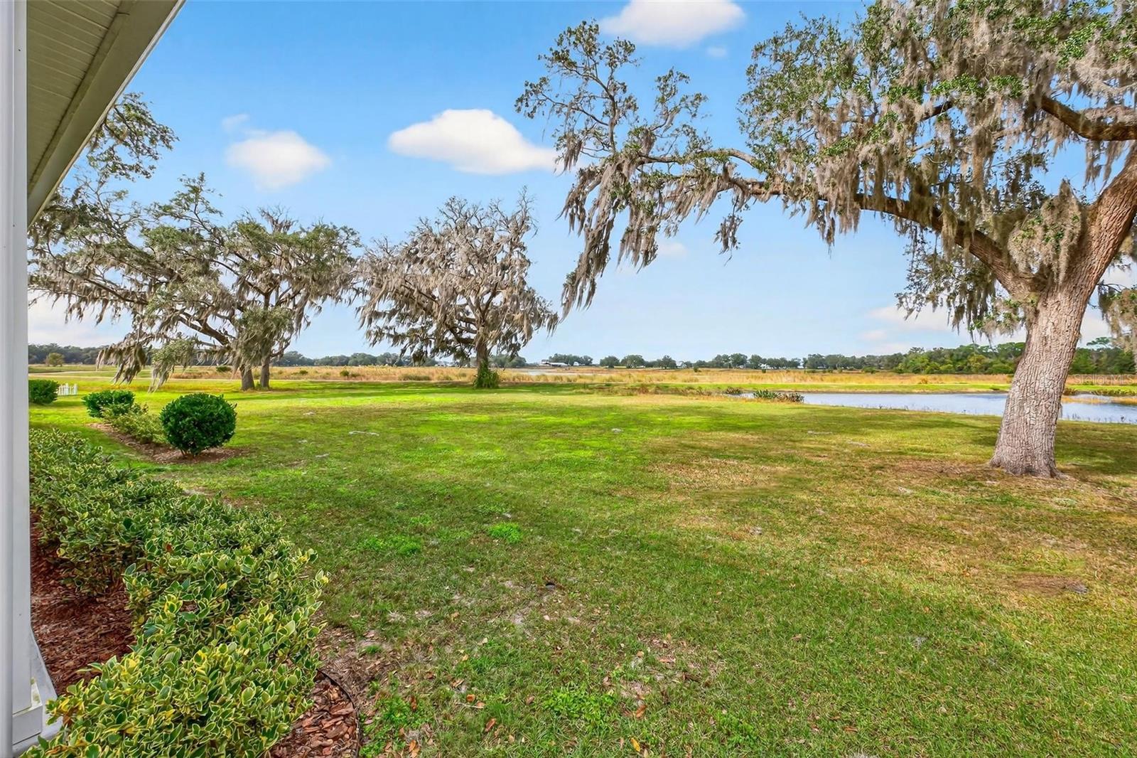 LAKESIDE - Residential