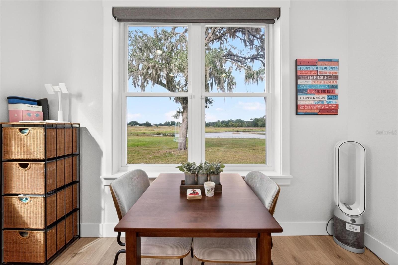 LAKESIDE - Residential