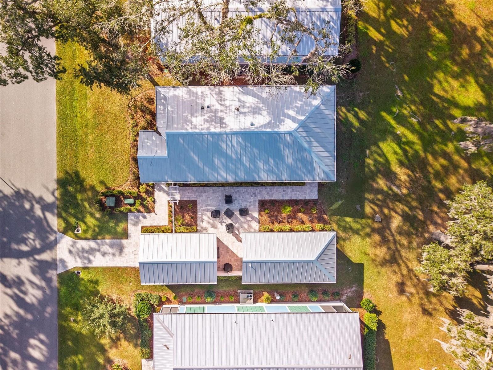 LAKESIDE - Residential