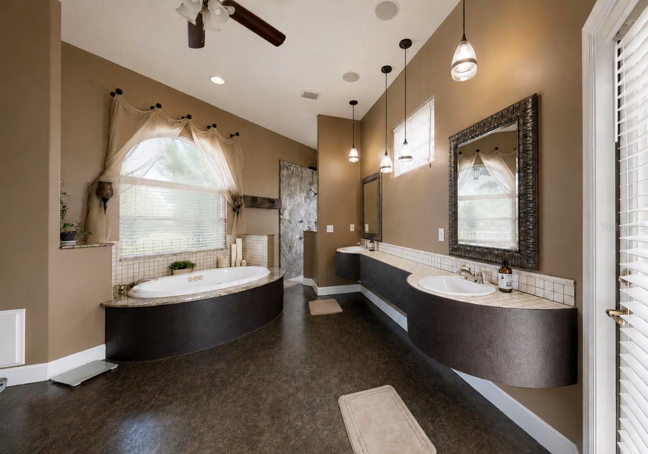 TOMLINSON ACRES - Residential