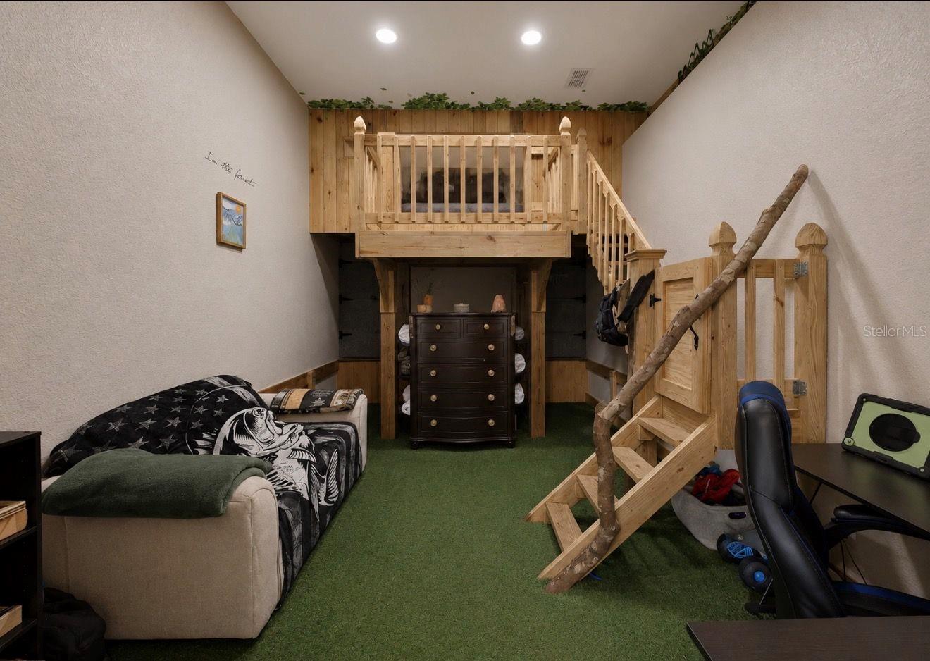 TOMLINSON ACRES - Residential