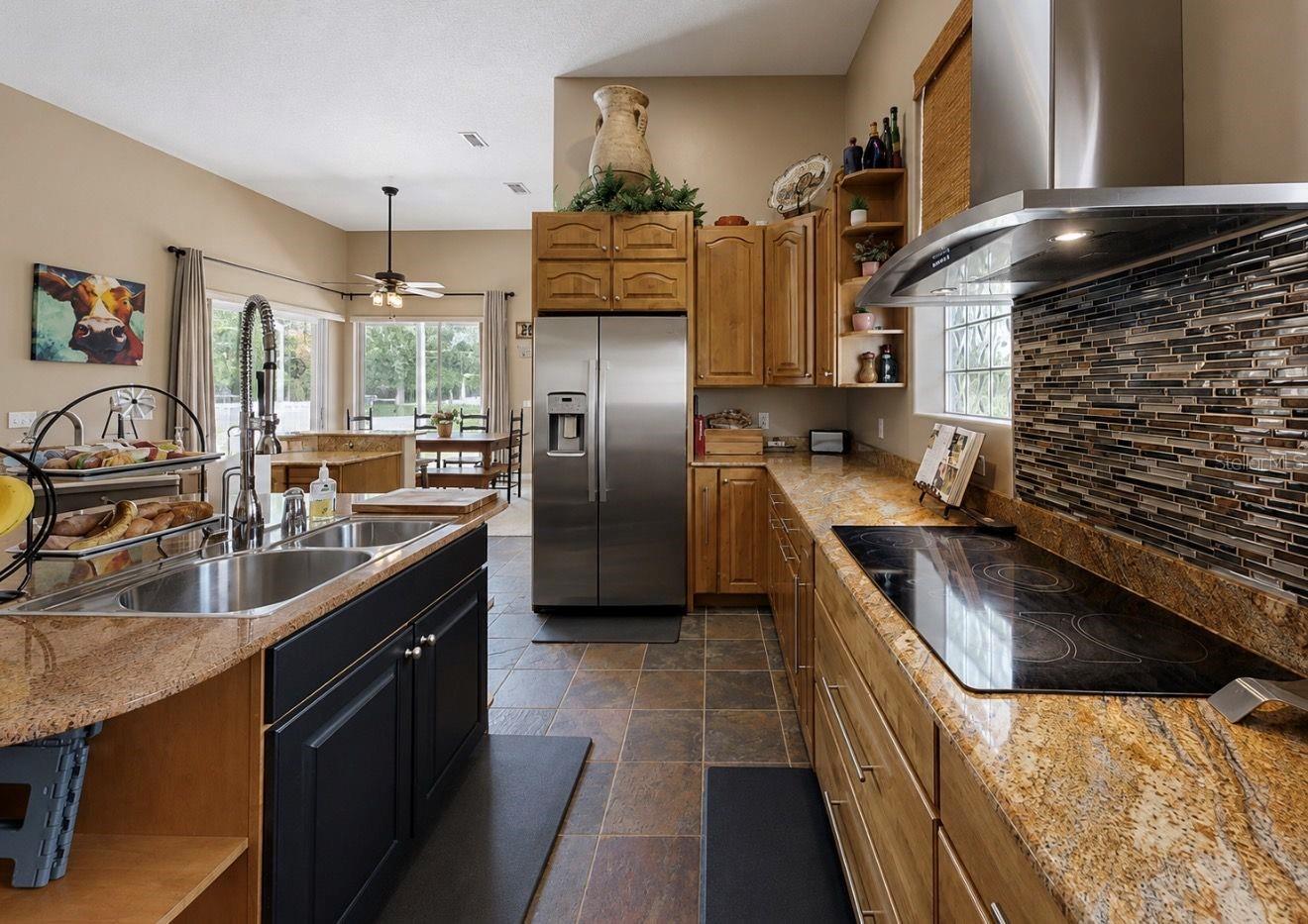 TOMLINSON ACRES - Residential