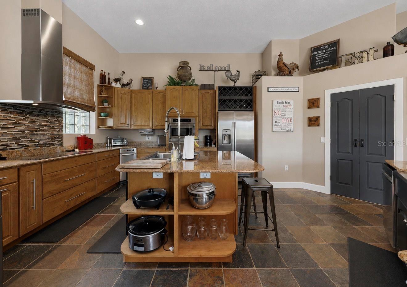 TOMLINSON ACRES - Residential