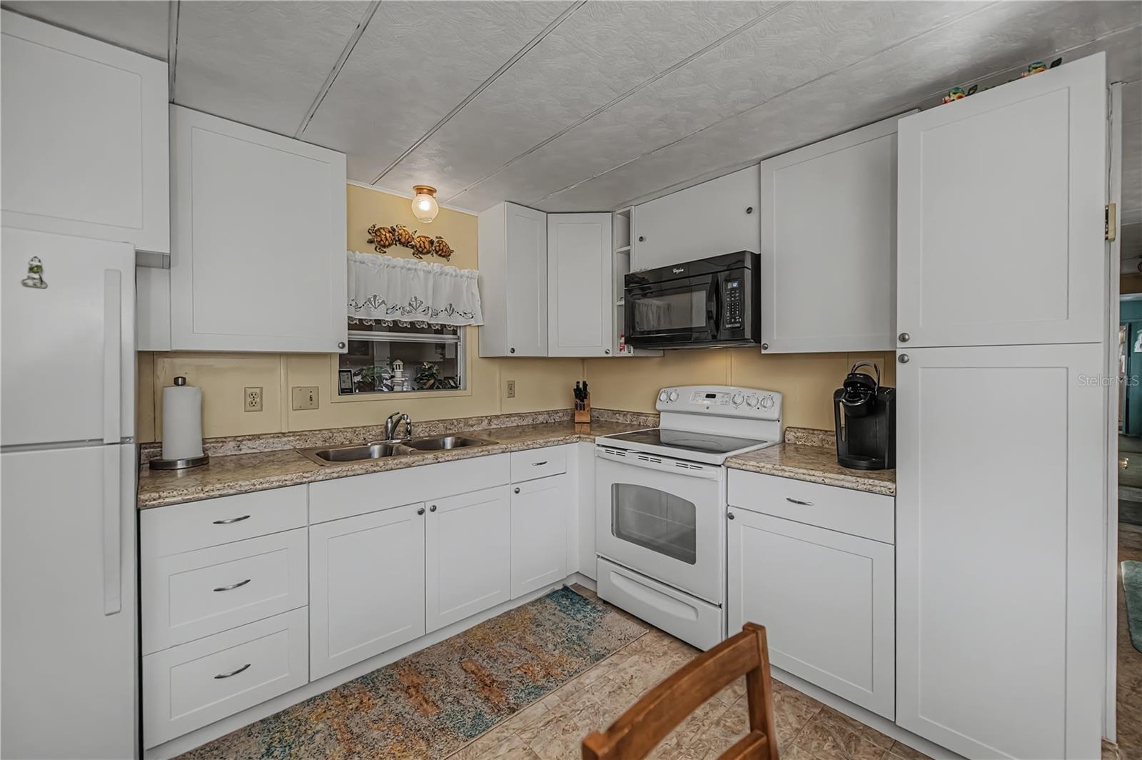 MARLAND COURT - Residential