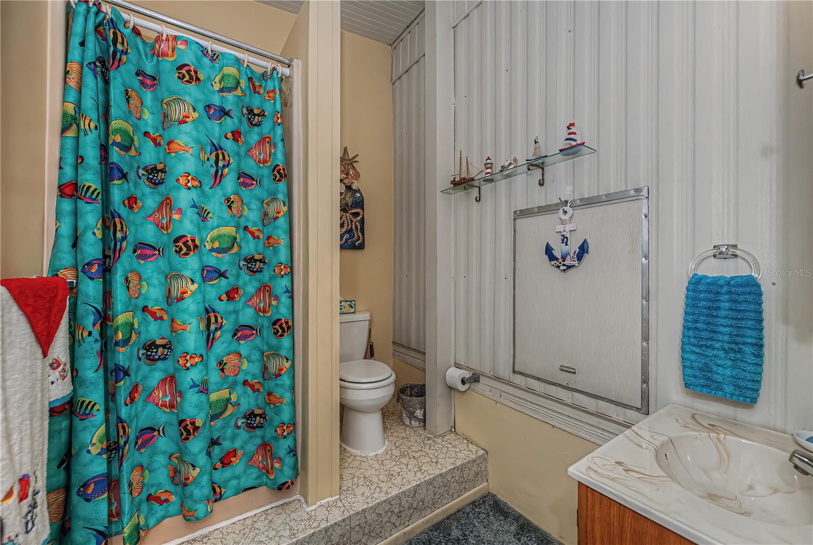 MARLAND COURT - Residential