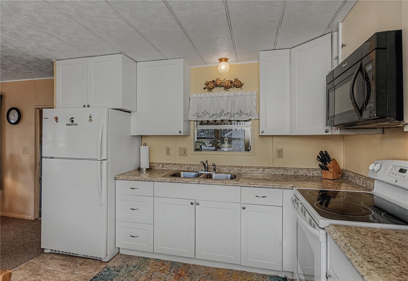 MARLAND COURT - Residential