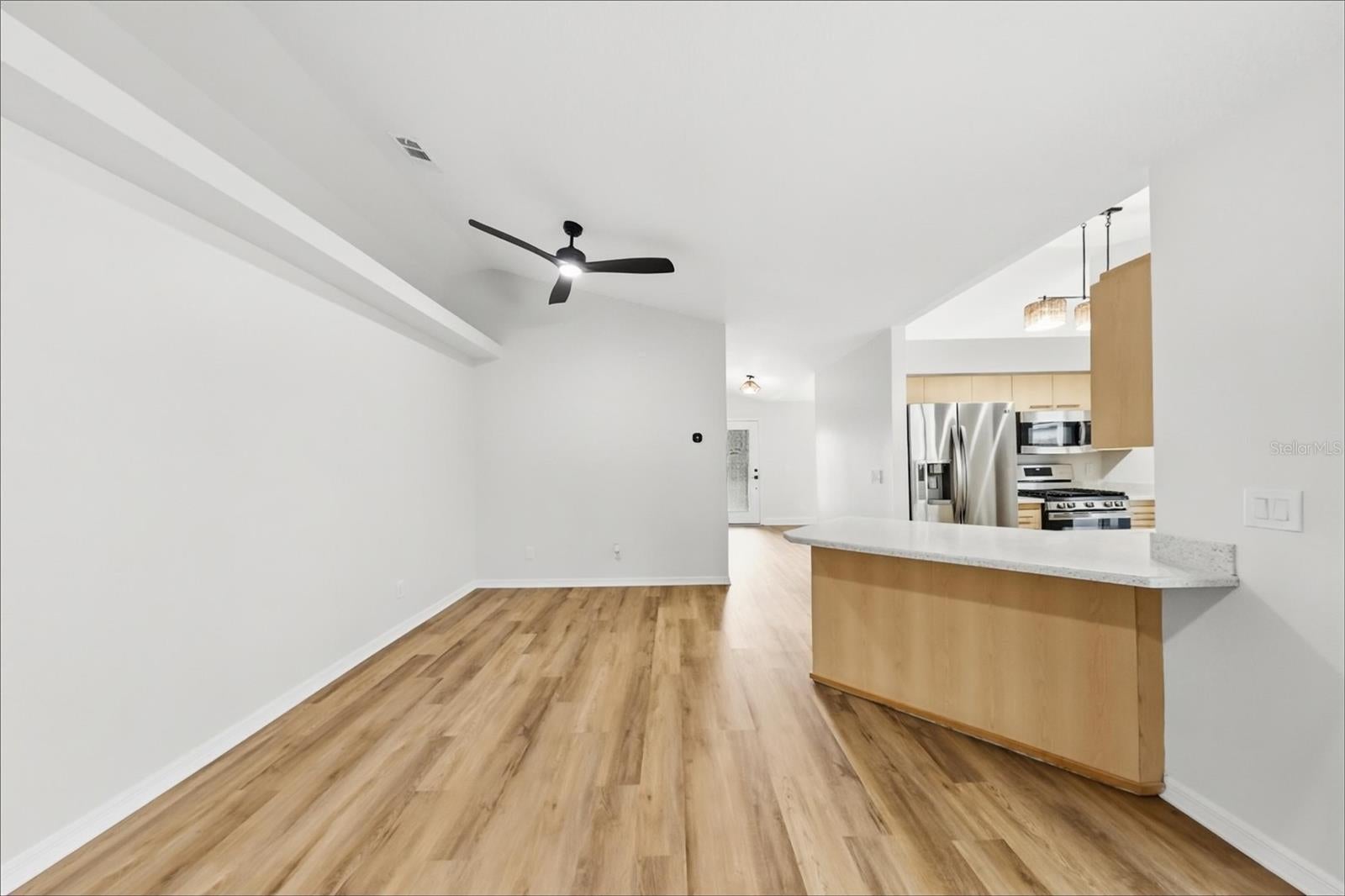 3273 BRENTWOOD LANE