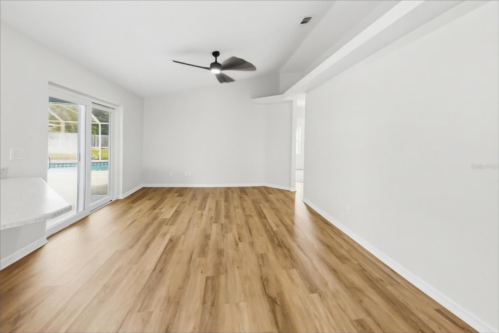 3273 BRENTWOOD LANE