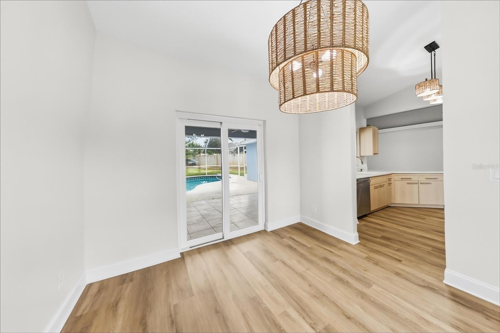 3273 BRENTWOOD LANE