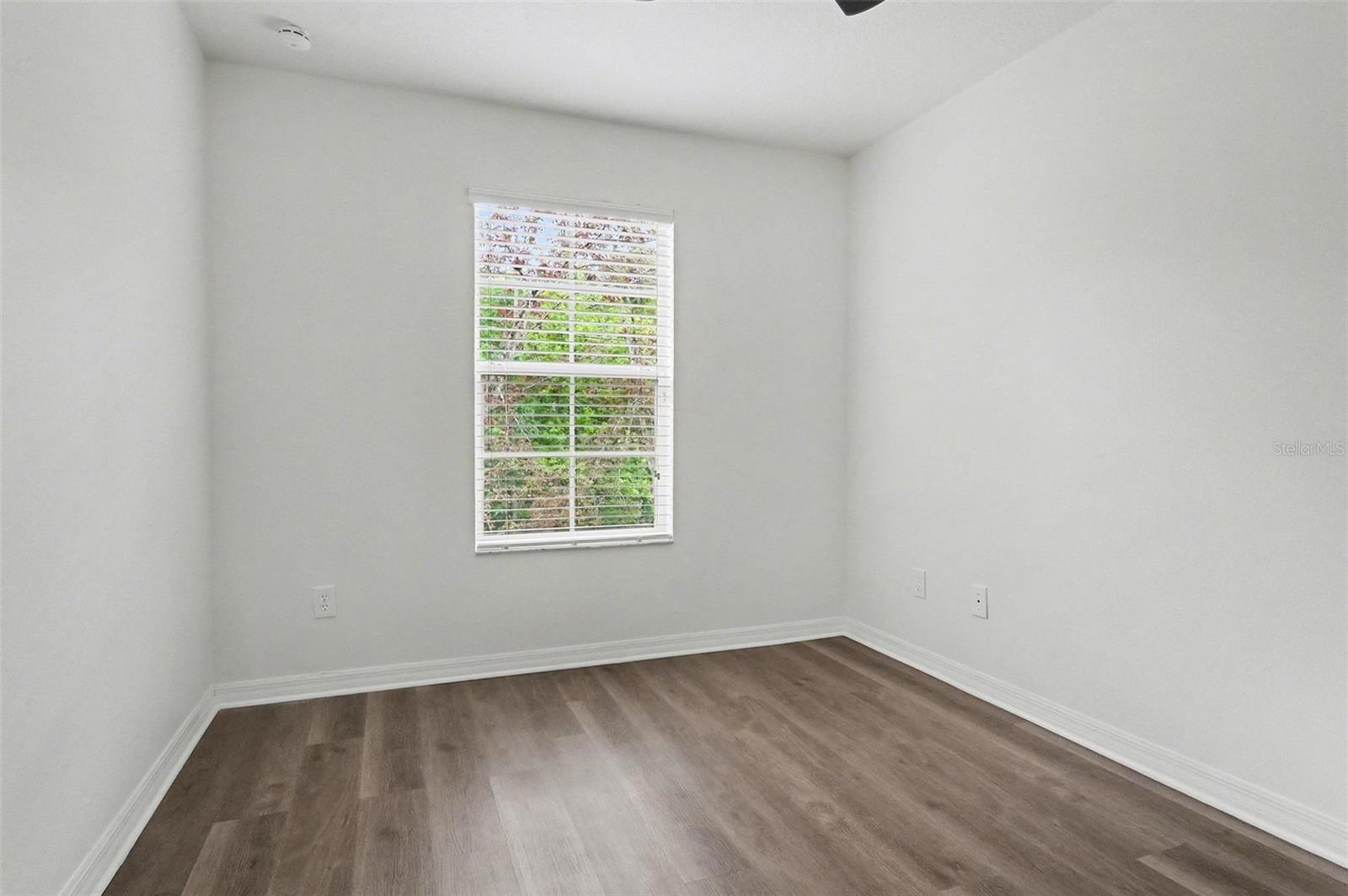 OVIEDO PARK TWNHMS - Residential