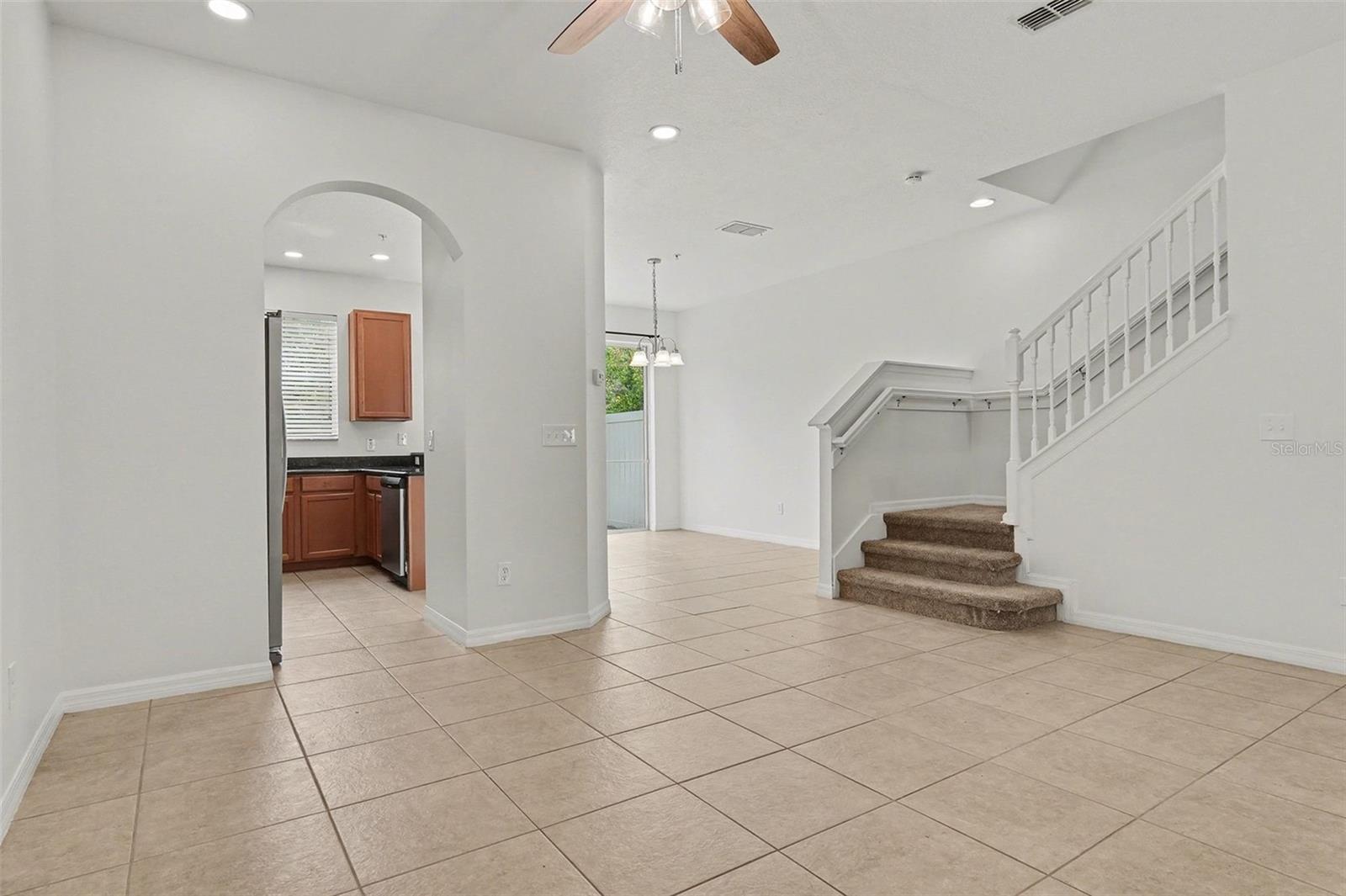 OVIEDO PARK TWNHMS - Residential