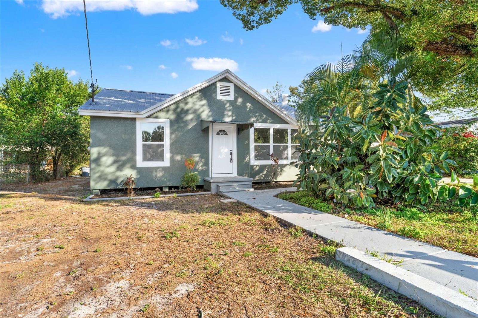 MANOR HILLS SUB - Residential Lease