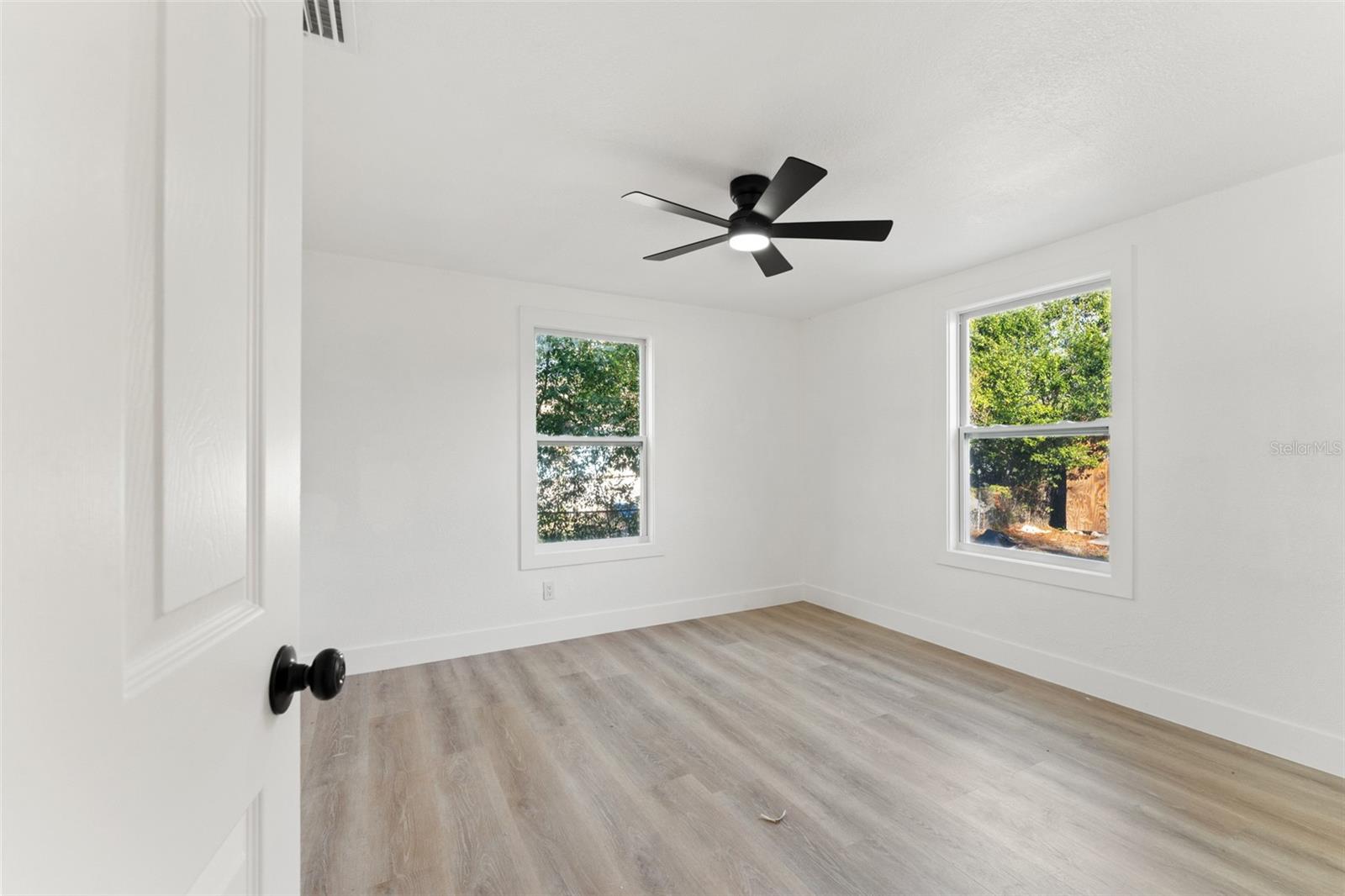 MANOR HILLS SUB - Residential Lease