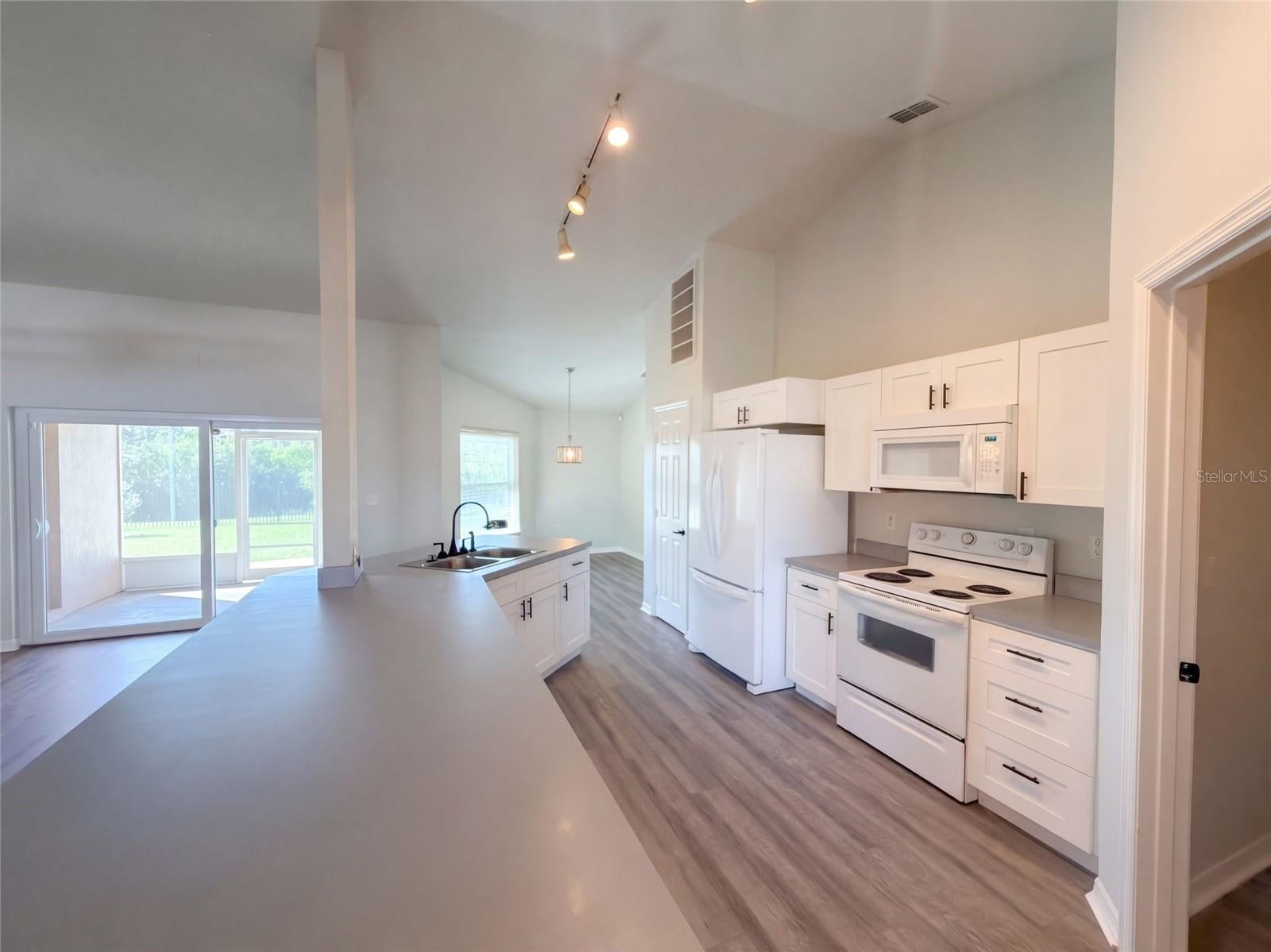 222 CLOVERDALE ROAD